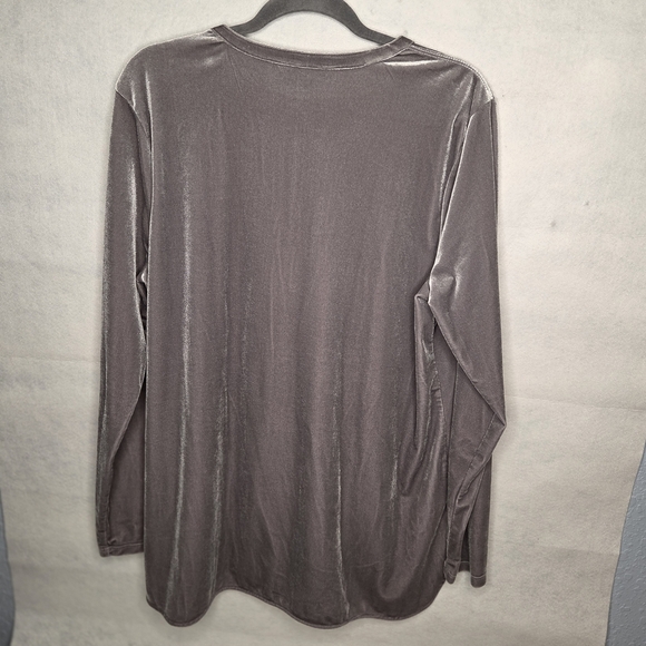 Lauren Ralph Lauren Women's Gray Shimmer Velvet Finish Blouse Size XL - Picture 6 of 8